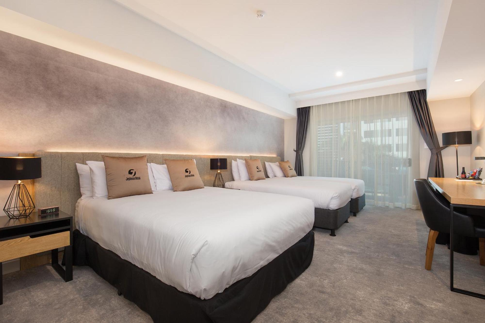 Jephson Hotel & Apartments Toowong Exterior photo