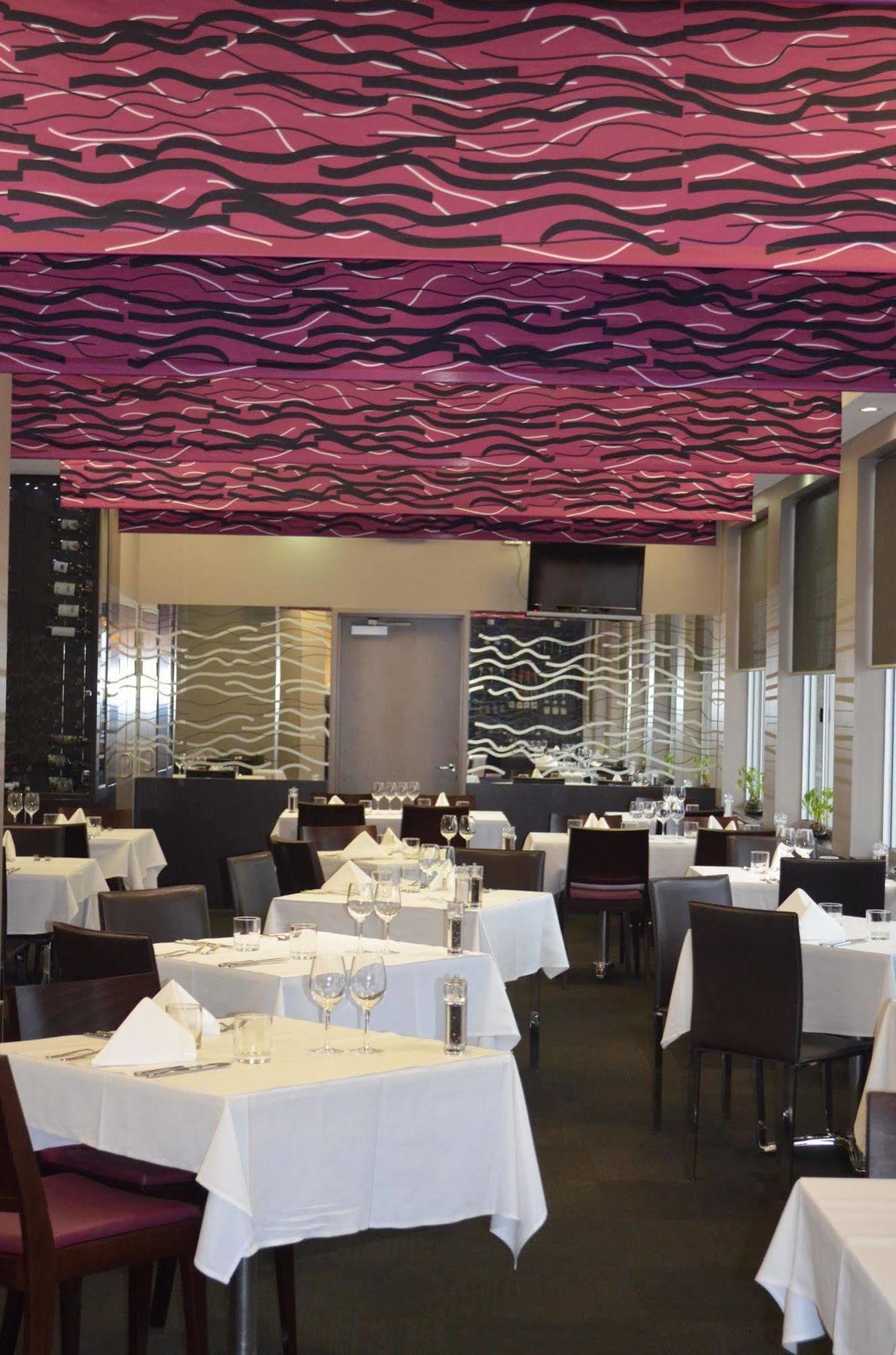 Jephson Hotel & Apartments Toowong Exterior photo